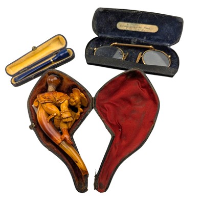 Lot 1 - CASED VICTORIAN MEERSCHAUM WITH AMBER STEM PIPE & READING GLASSES