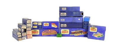 Lot 237 - MODEL RAILWAY - VINTAGE HORNBY DUBLO ROLLING STOCK & ACCESSORIES