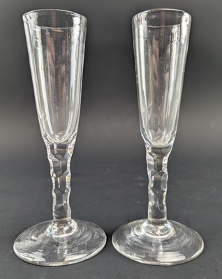 Lot 93 - PAIR OF GEORGE III 18TH CENTURY HAND BLOWN FLUTED ALE DRINKING GLASSES