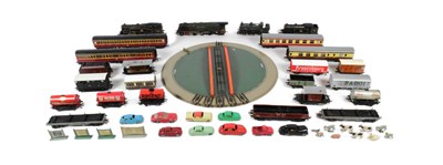 Lot 98 - MODEL RAILWAY - COLLECTION OF VINTAGE LOCOMOTIVES & ROLLING STOCK