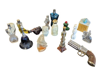 Lot 29 - COLLECTION OF LATE 20TH CENTURY VINTAGE NOVELTY PERFUME BOTTLES