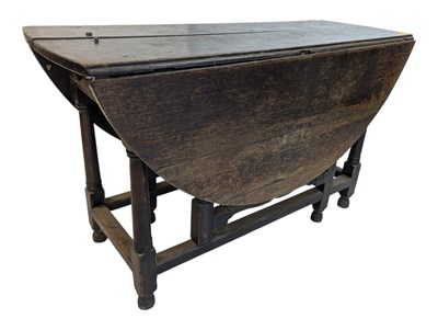 Lot 922 - 18TH CENTURY PEG JOINTED OAK GATE LEG DROP LEAF DINING TABLE