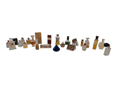 Lot 25 - LARGE COLLECTION OF LATE 20TH / 21ST CENTURY MINIATURE PERFUME BOTTLES