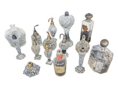 Lot 33 - COLLECTION OF 20TH CENTURY VINTAGE EMPTY GLASS PERFUME AND BEAUTY BOTTLES