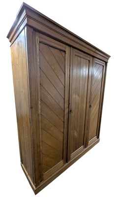 Lot 291 - HOWARD & SONS, LONDON - VICTORIAN 19TH CENTURY 1876 OAK TRIPLE WARDROBE