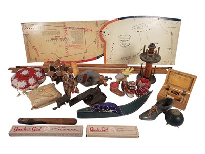 Lot 246 - COLLECTION OF LATE 20TH CENTURY VINTAGE SEWING RELATED ITEMS