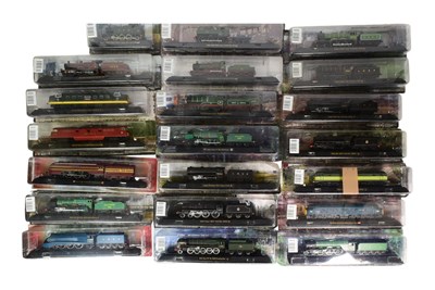 Lot 219 - MODEL RAILWAY - COLLECTION OF OO GAUGE STATIC LOCOS