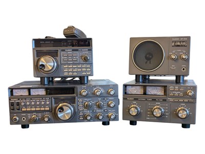 Lot 405 - YAESU - 1980S HAM RADIO HF STATION SET