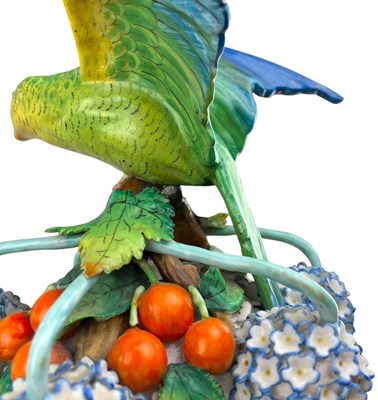 Lot 1 - MEISSEN LATE 19TH CENTURY SCHNEEBALLEN PORCELAIN LIDDED VASE