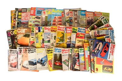 Lot 440 - COLLECTION OF VINTAGE CAR & MODEL MAGAZINES