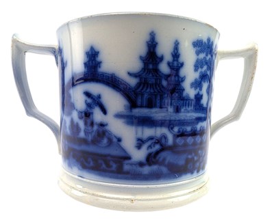 Lot 47 - LARGE VICTORIAN FLOW BLUE TRANSFER PRINTED CERAMIC LOVING CUP/CIDER MUG