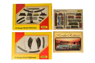 Lot 238 - MODEL RAILWAY - HORNBY MINITRIX N GAUGE LOCOMOTIVE TRAIN SET