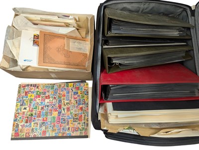 Lot 140 - COLLECTION OF 20TH CENTURY WORLD STAMP ALBUMS INCLUDING UK
