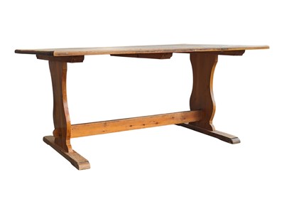 Lot 1048 - EARLY 20TH CENTURY COUNTRY PINE REFECTORY DINING TABLE