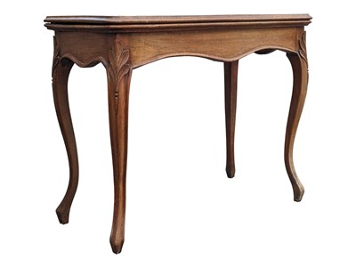 Lot 1047 - 19TH CENTURY FRENCH WALNUT CARD / GAMES TABLE