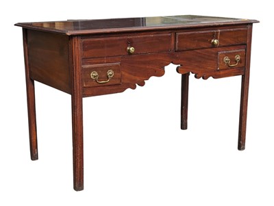 Lot 1040 - 18TH CENTURY GEORGE III MAHOGANY WRITING TABLE DESK