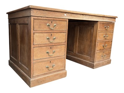 Lot 1037 - VICTORIAN 19TH CENTURY OAK & LEATHER TWIN PEDESTAL OFFICE DESK