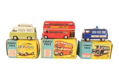 Lot 241 - DIECAST - VINTAGE CORGI TOYS DIECAST MODELS