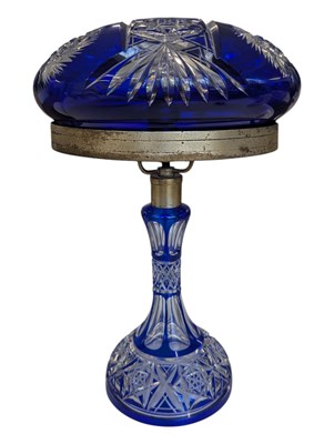 Lot 63 - EARLY 20TH CENTURY VINTAGE CZECH BOHEMIAN CUT GLASS TABLE LAMP