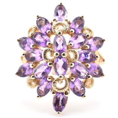 Lot 43 - HALLMARKED 9CT GOLD & AMETHYST CLUSTER RING