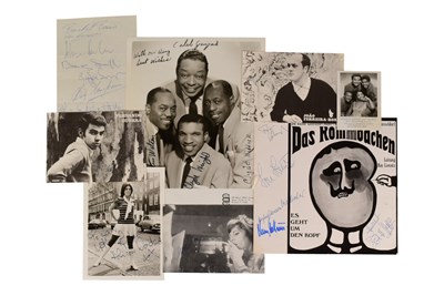 Lot 229 - MUSIC - COLLECTION OF ASSORTED AUTOGRAPHS