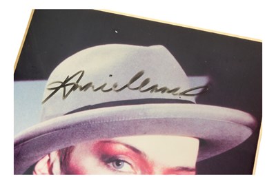 Lot 245 - MUSIC - ANNIE LENNOX (EURYTHMICS) - HANDWRITTEN 'SWEET DREAMS' LYRICS