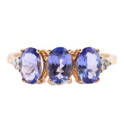 Lot 63 - HALLMARKED 9CT GOLD TANZANITE & DIAMOND RING