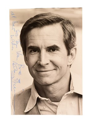 Lot 279 - ACTORS - ANTHONY PERKINS (D.1992) - PSYCHO - AUTOGRAPHED PHOTO