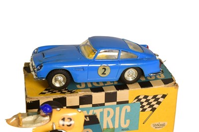 Lot 40 - SCALEXTRIC - VINTAGE TRIANG SLOT RACING CARS