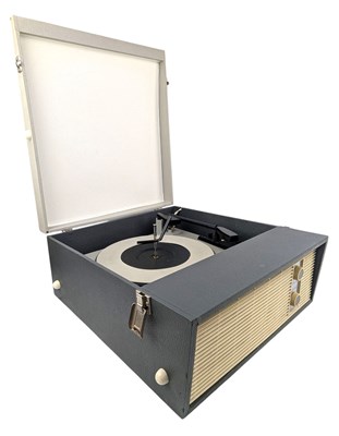 Lot 75 - RETRO PORTABLE RECORD PLAYER POSSIBLY BY FIDELITY