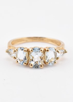 Lot 227 - HALLMARKED 9CT GOLD AQUAMARINE FIVE STONE RING