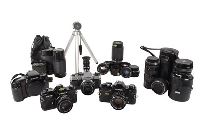 Lot 297 - COLLECTION OF LATE 20TH CENTURY VINTAGE SLR CAMERAS AND LENSES