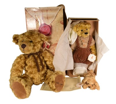 Lot 290 - TEDDY BEARS - GUND MERRYTHOUGHT & RUSS TEDDY BEARS