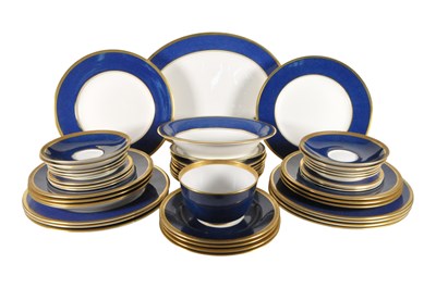 Lot 103 - COLLECTION OF 20TH CENTURY SPODE COPELAND'S CHINA AND COALPORT ATHLONE BLUE PLATES