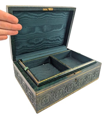 Lot 25 - CONTINENTAL 19TH CENTURY TOOLED GREEN LEATHER JEWELLERY BOX