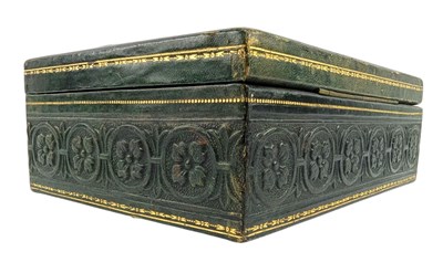 Lot 25 - CONTINENTAL 19TH CENTURY TOOLED GREEN LEATHER JEWELLERY BOX