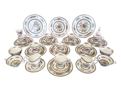 Lot 117 - PARAGON, ENGLAND - VINTAGE 20TH CENTURY FINE BONE CHINA TEA SERVICE