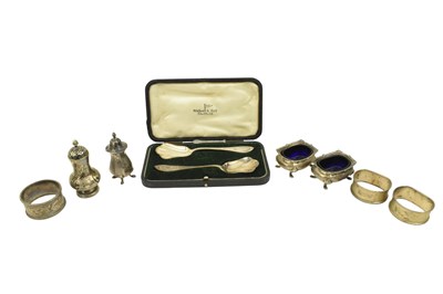 Lot 42 - COLLECTION OF 20TH CENTURY ENGLISH HALLMARKED SILVER ITEMS