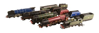 Lot 435 - MODEL RAILWAY - COLLECTION OF OO GAUGE LOCOMOTIVES