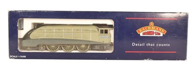 Lot 11 - MODEL RAILWAY - BACHMANN OO GAUGE SILVER LINK LOCOMOTIVE