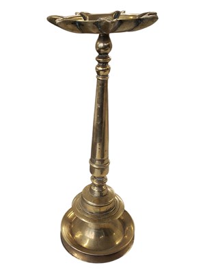 Lot 333 - 18TH / 19TH CENTURY INDIAN BRASS MULTIPLE WICK OIL LAMP