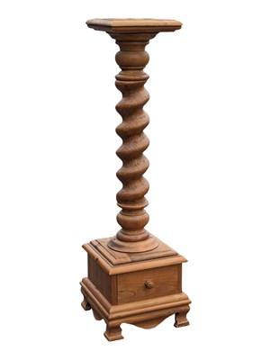 Lot 983 - COUNTRY PINE 19TH CENTURY REVIVAL JARDINERE TORCHERE PLANT STAND