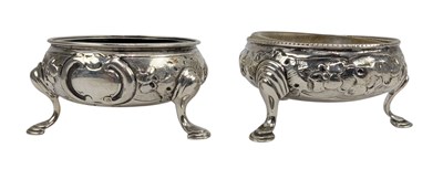 Lot 160 - PAIR OF GEORGE III C.1810 HALLMARKED SILVER SALT CELLARS