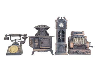 Lot 341 - COLLECTION OF METAL VINTAGE NOVELTY PENCIL SHARPENERS