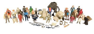 Lot 564 - STAR WARS - COLLECTION OF VINTAGE KENNER / PALITOY ACTION FIGURES