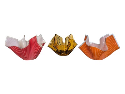 Lot 130 - CHANCE BROTHERS GLASS - THREE VINTAGE MID CENTURY HANDKERCHIEF VASES