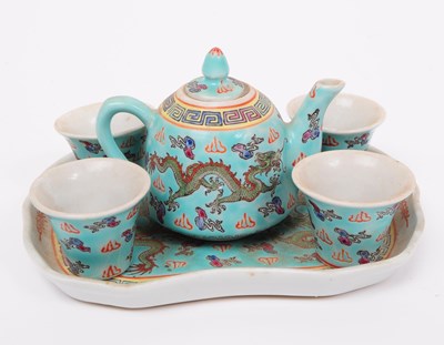 Lot 30 - EARLY 20TH CENTURY FAMILLE ROSE CHINESE PORCELAIN TEA SET