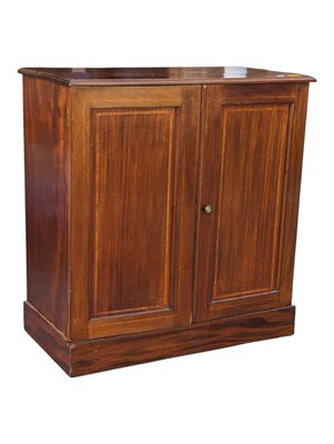 Lot 1090 - EDWARDIAN MAHOGANY INLAID CABINET CUPBOARD