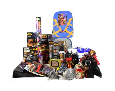 Lot 151 - STAR WARS - COLLECTION OF ASSORTED MERCHANDISE