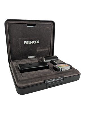 Lot 382 - MINOX ECX SUBMINIATURE CAMERA SET BLACK